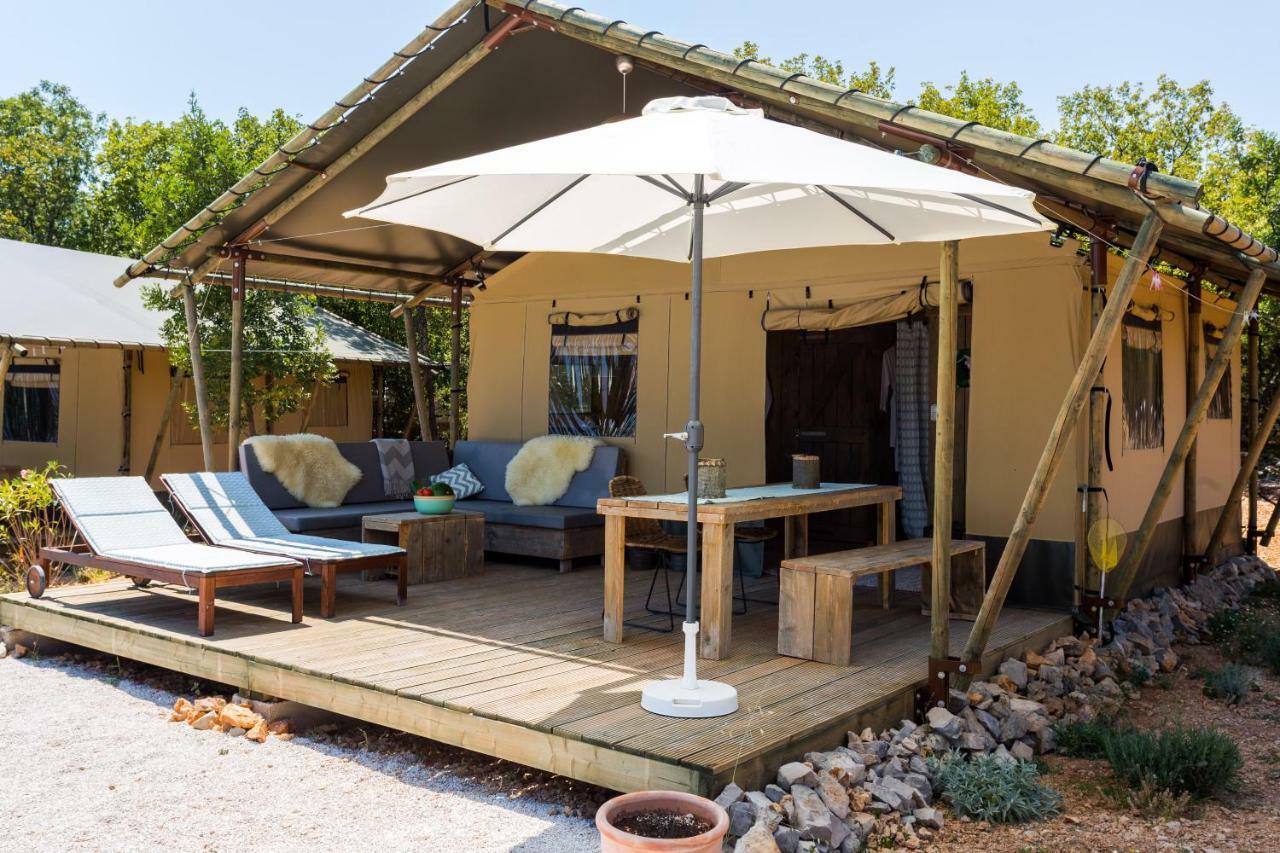 Boutique Camping Nono Ban Hotell Gornji Humac Exteriör bild